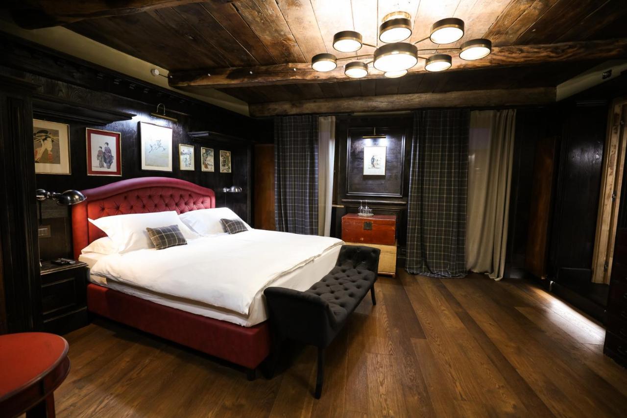 La Piazzetta Degli Artisti - Boutique B&B Bossolasco Екстериор снимка