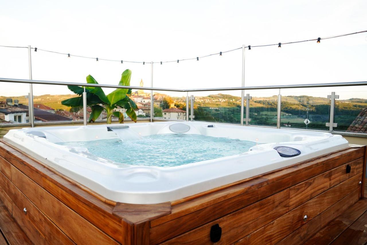 La Piazzetta Degli Artisti - Boutique B&B Bossolasco Екстериор снимка