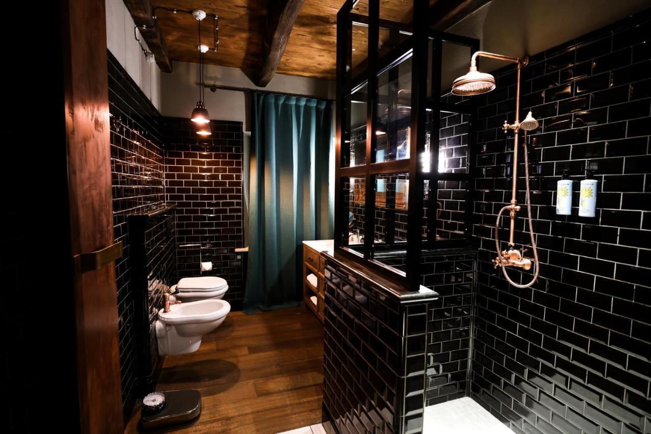 La Piazzetta Degli Artisti - Boutique B&B Bossolasco Екстериор снимка