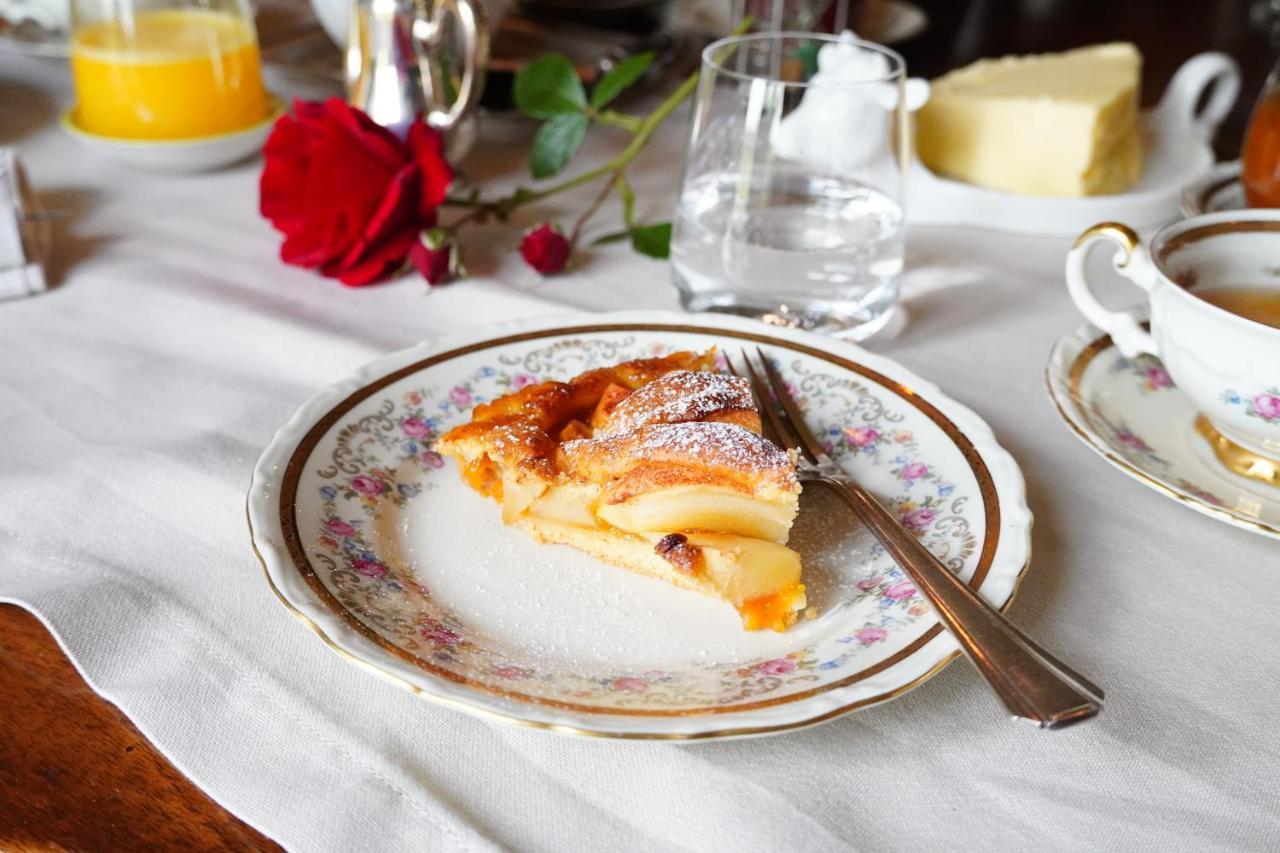 La Piazzetta Degli Artisti - Boutique B&B Bossolasco Екстериор снимка