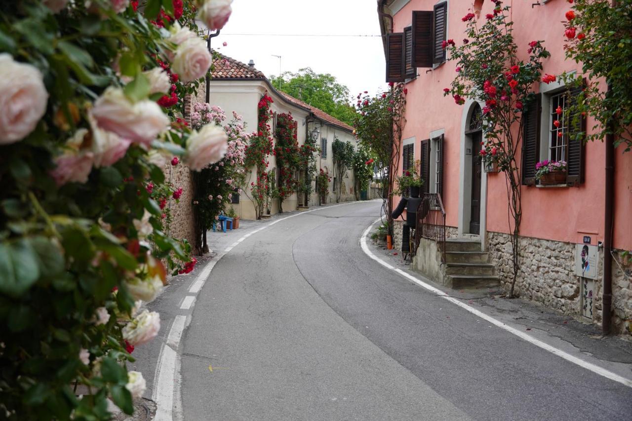 La Piazzetta Degli Artisti - Boutique B&B Bossolasco Екстериор снимка